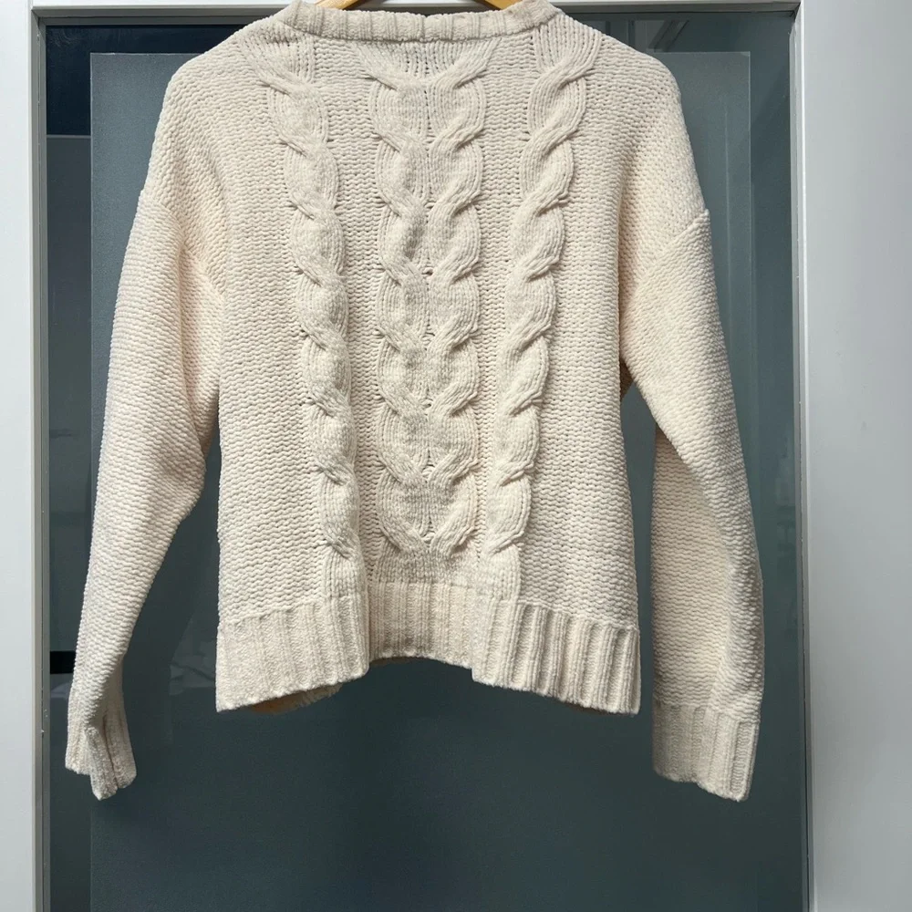 NWOT A&E Cable Knit off-white Sweater - Picture 6 of 7